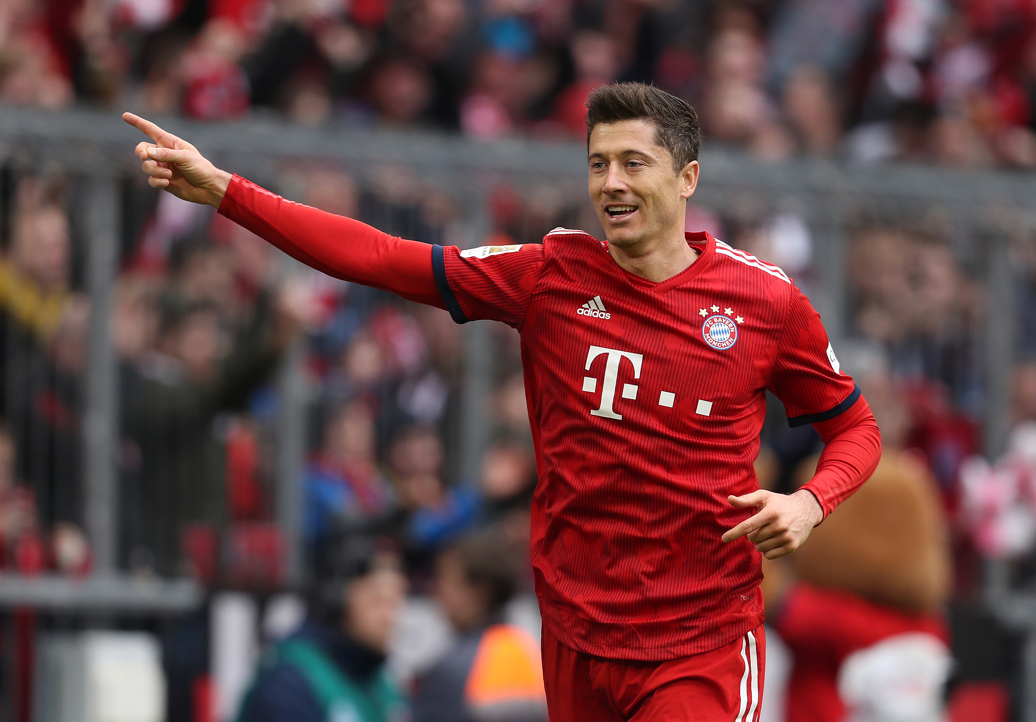 德甲最新积分榜全面更新：勒沃库森惨败