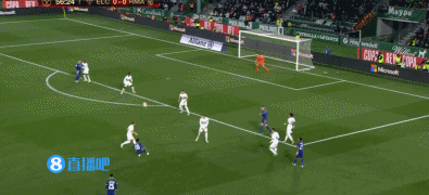 斯基拉：有英超俱乐部报价法比安，博洛尼亚要求必须强制买断