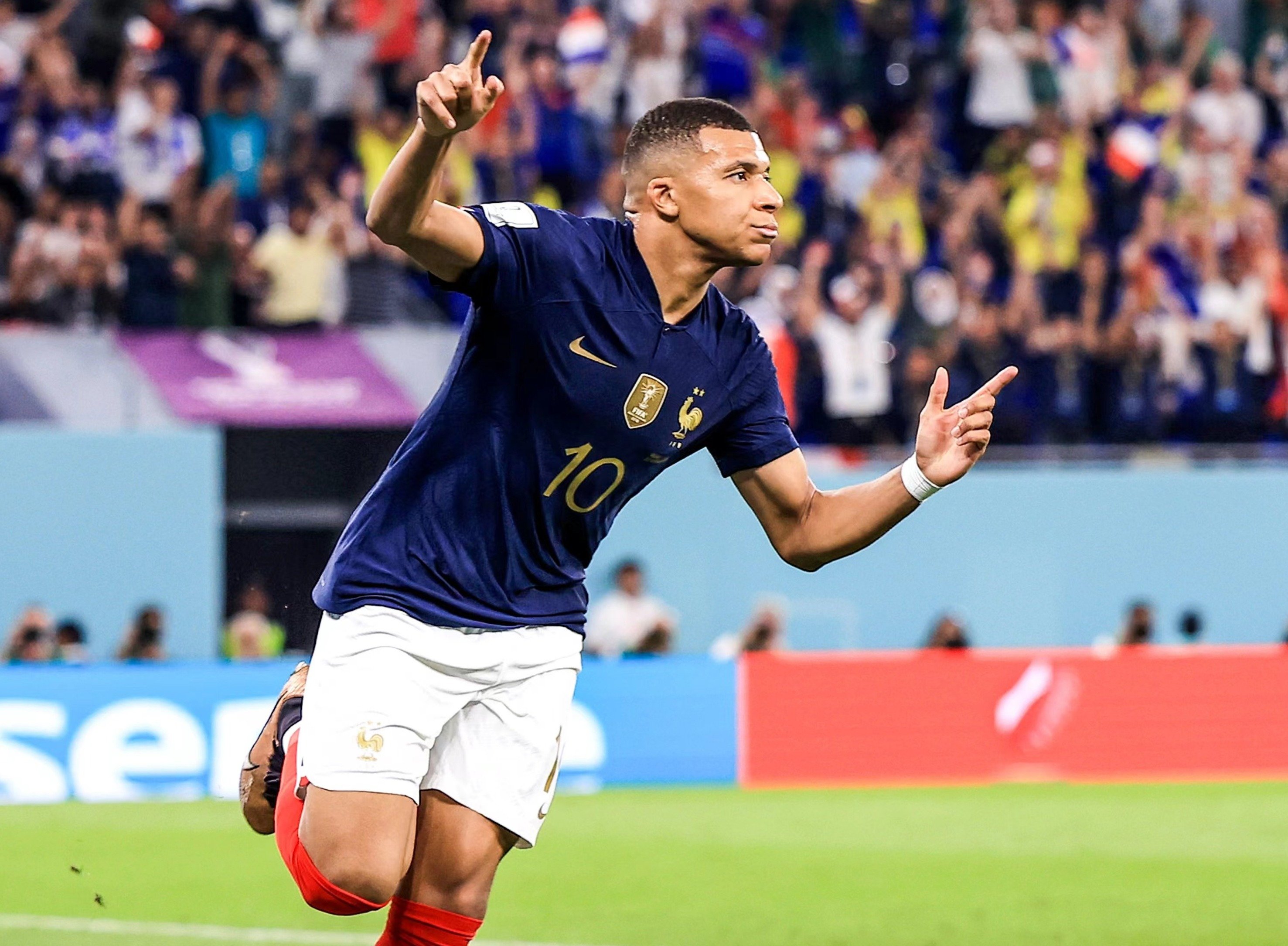 意甲-波利塔诺闪袭卢卡库破门 那不勒斯2-1AC米兰