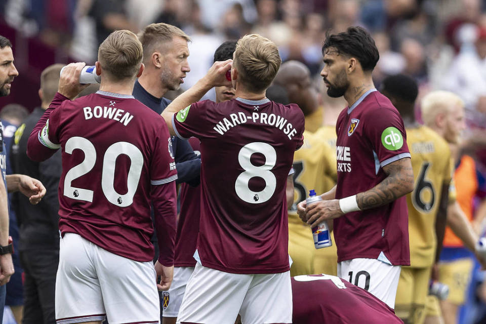 天狼大战，是狼队成为首支晋级S组的战队，还是TTG再次横扫狼队？