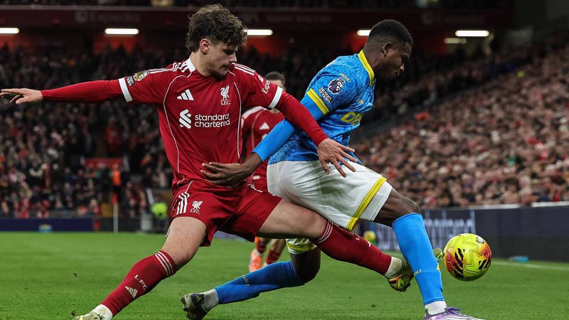 快船111-123尼克斯4坏消息！伦纳德崴脚，祖巴茨副作用，替补辣眼