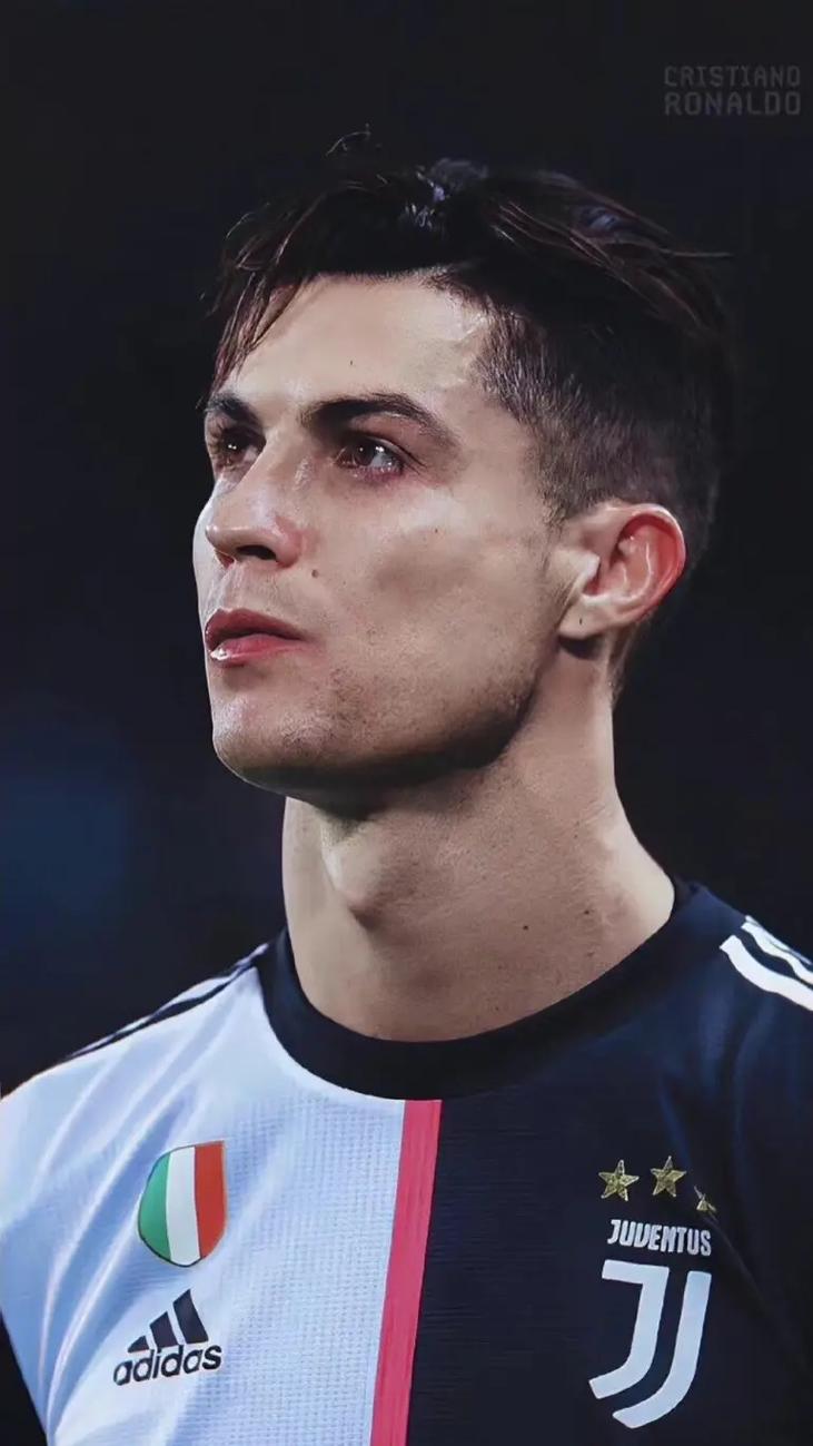 《明日方舟》英配女演员惹争议 称惹恼恐同者是其职责所在